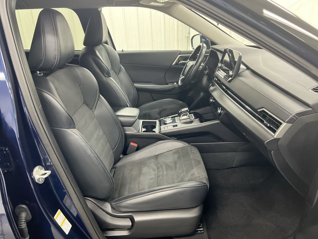 Used 2024 Mitsubishi Outlander SE FWD image 22