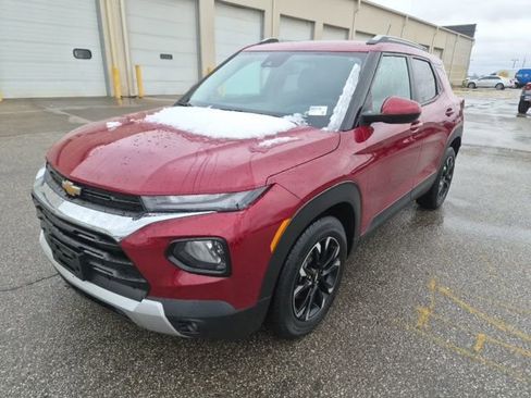 Used 2021 Chevrolet TrailBlazer LT w/ Convenience Package image 11