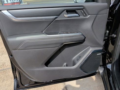 New 2026 GMC Acadia Elevation w/ Black Edition image 11