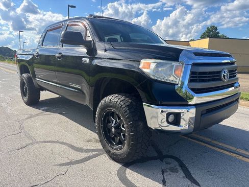 Used 2014 Toyota Tundra SR5 AWD/4WD image 3