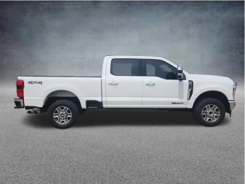 Certified 2024 Ford F250 Lariat AWD/4WD image 14