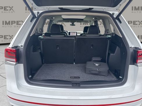 Used 2024 Volkswagen Atlas SEL Premium R-Line image 30