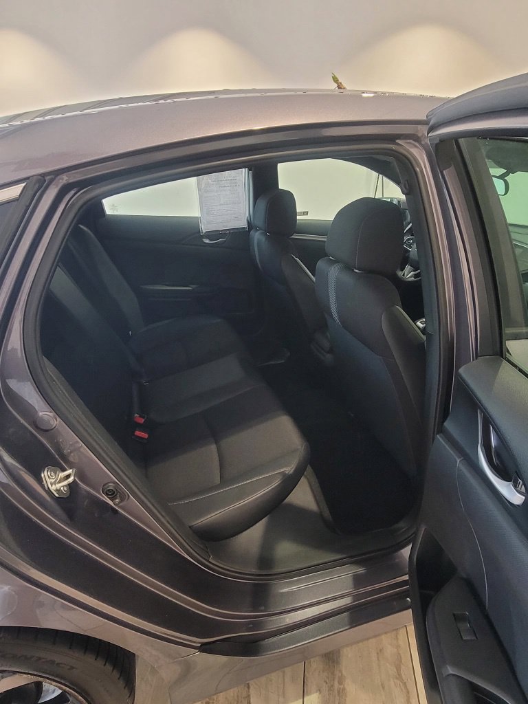 Used 2019 Honda Civic Sport image 11