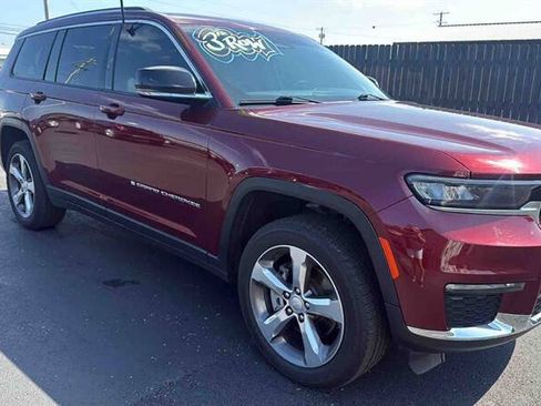 Used 2021 Jeep Grand Cherokee L Limited AWD/4WD image 2