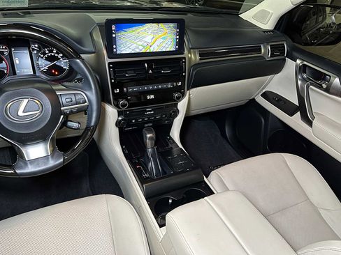 Used 2023 Lexus GX 460 Premium w/ Premium Plus Package image 21