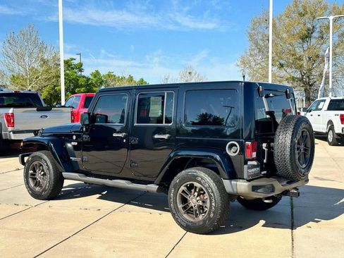 Used 2016 Jeep Wrangler Unlimited Sahara image 25