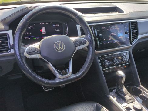 Used 2022 Volkswagen Atlas SEL Premium AWD/4WD image 29