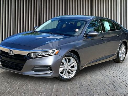 Used 2018 Honda Accord LX image 12