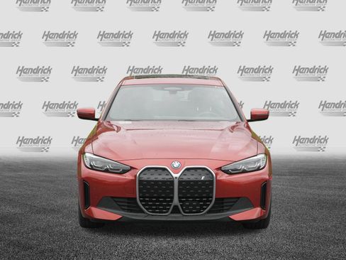 Used 2023 BMW i4 eDrive40 RWD image 3