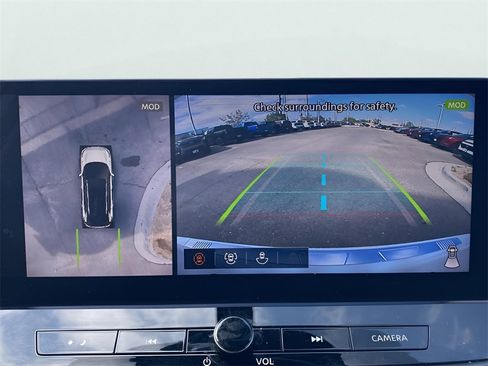 Used 2024 Nissan Rogue Platinum image 12