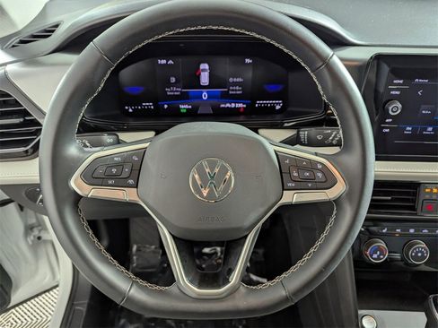 Used 2025 Volkswagen Taos S image 19
