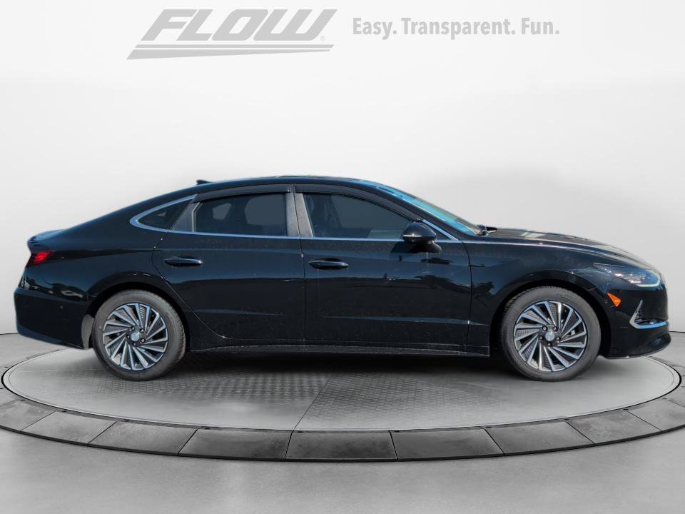 Used 2023 Hyundai Sonata Limited w/ Cargo Package FWD image 8