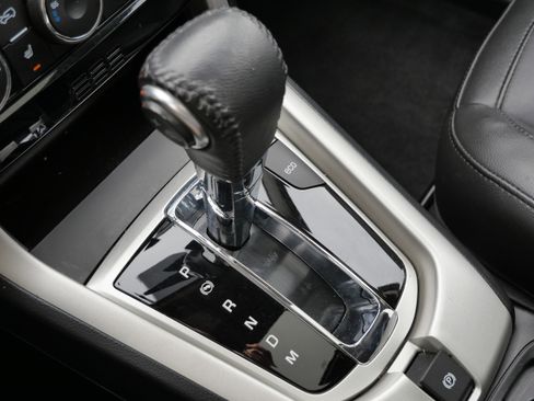 Used 2013 Chevrolet Captiva Sport LT w/ Convenience Package image 23