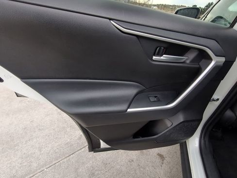 Used 2023 Toyota RAV4 XLE image 27