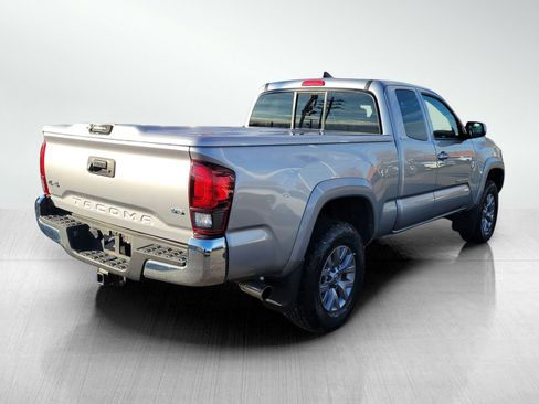 Used 2018 Toyota Tacoma SR5 image 5