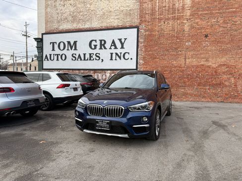 Used 2017 BMW X1 xDrive28i image 1
