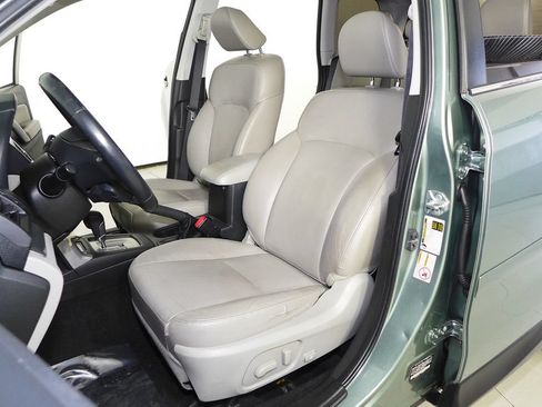 Used 2014 Subaru Forester 2.5i Limited AWD/4WD image 22