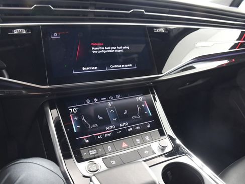 Used 2025 Audi Q7 2.0T Premium image 32