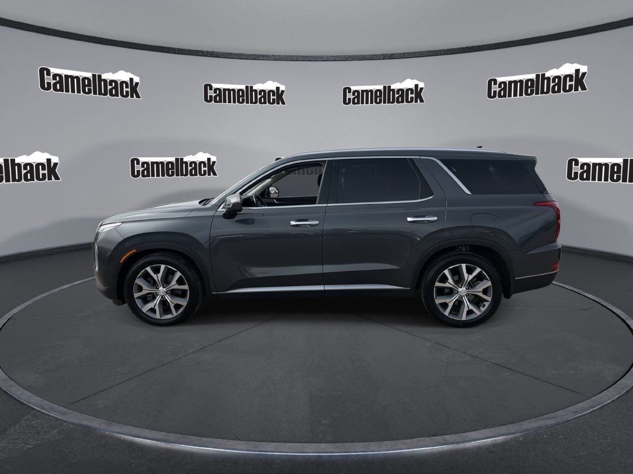 Used 2021 Hyundai Palisade SEL w/ Premium Package FWD image 4