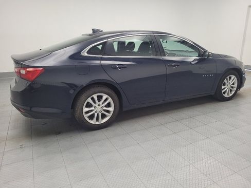 Used 2017 Chevrolet Malibu LT FWD image 10