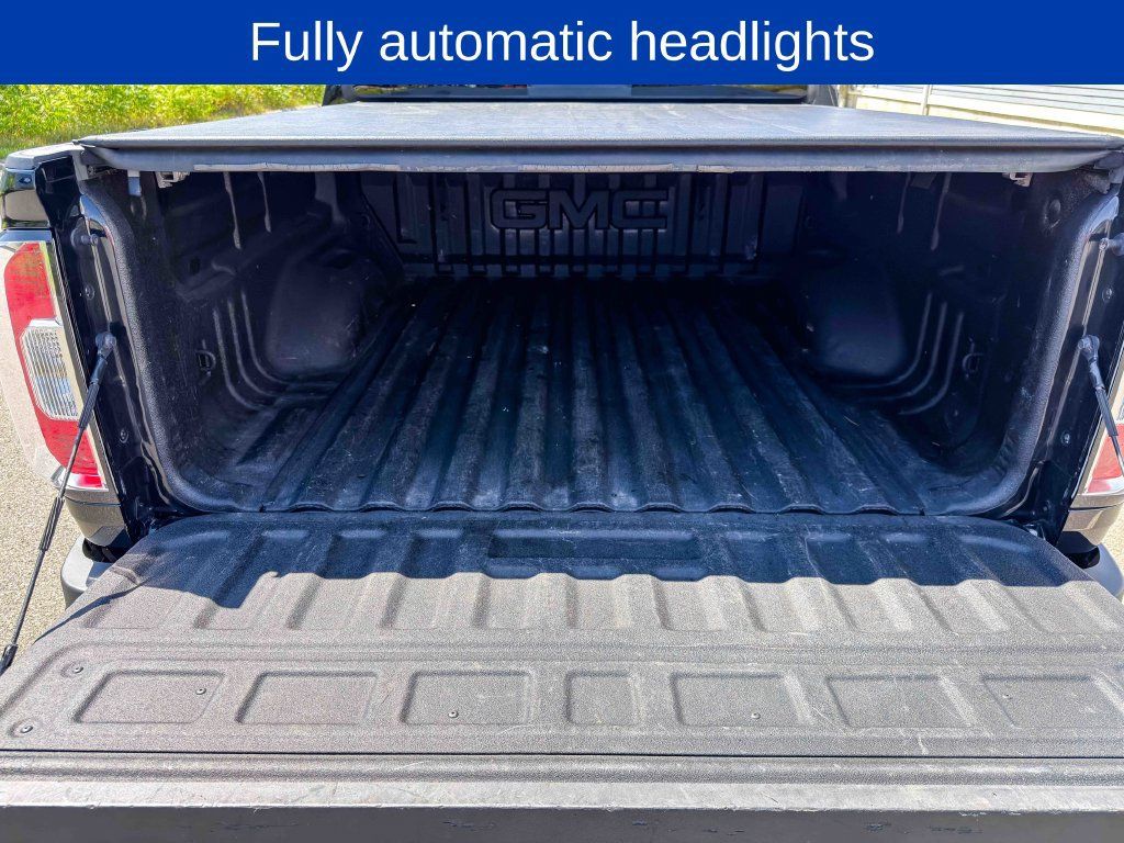 Used 2022 GMC Canyon AT4 w/ Trailering Package AWD/4WD image 13