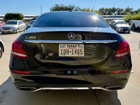 Used 2017 Mercedes-Benz E 300 image 7