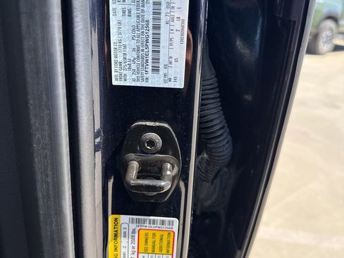 Used 2023 Ford F150 Lightning XLT image 10