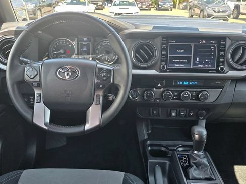 Used 2023 Toyota Tacoma TRD Sport AWD/4WD image 12