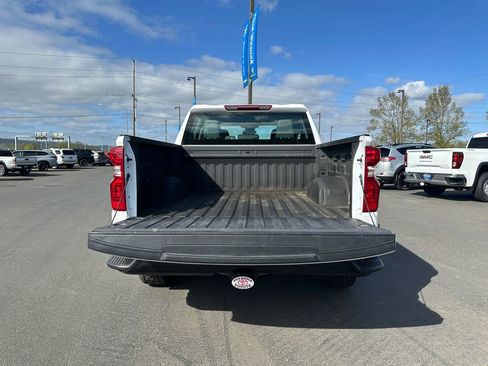 Used 2024 Chevrolet Silverado 1500 W/T w/ Trailering Package AWD/4WD image 11