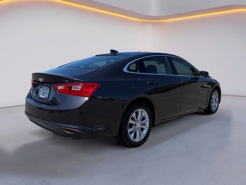 Used 2023 Chevrolet Malibu LT FWD image 3