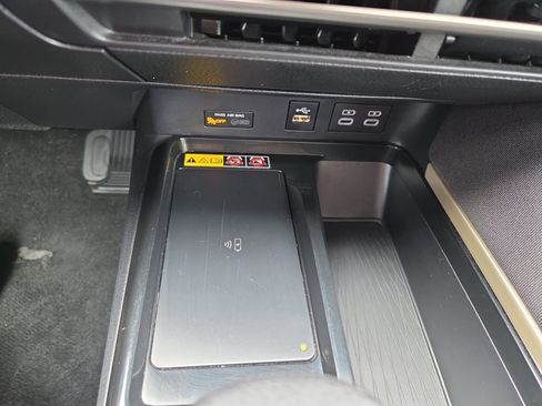 Used 2025 Toyota Camry LE FWD image 15