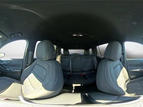 Used 2025 Chevrolet Equinox LT image 34