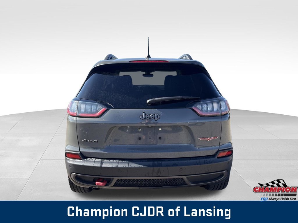 Used 2019 Jeep Cherokee Trailhawk w/ Cold Weather Group AWD/4WD image 6