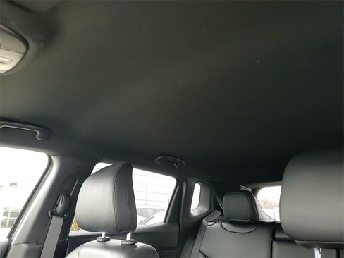 Used 2023 Jeep Compass Altitude w/ Convenience Group image 30