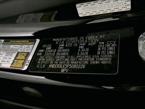 Used 2023 Kia Niro EX FWD image 13