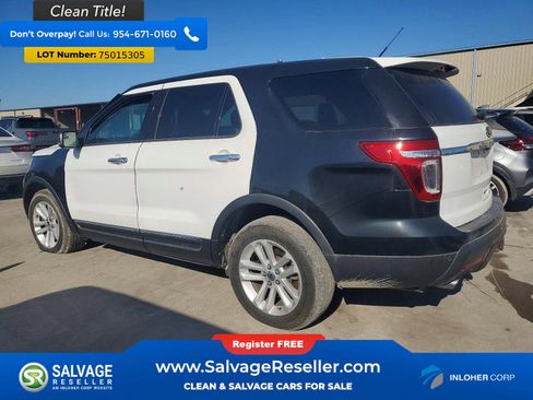 Used 2013 Ford Explorer XLT image 3