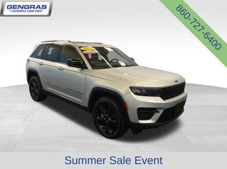 Used 2024 Jeep Grand Cherokee Altitude AWD/4WD 360° Tour