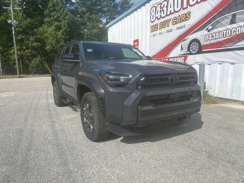 Used 2025 Toyota 4Runner SR5 RWD image 1