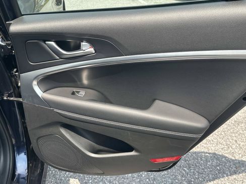 Used 2026 Genesis G70 2.5T RWD image 35