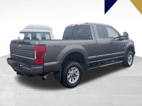 Certified 2022 Ford F350 XLT w/ XLT Value Package image 3