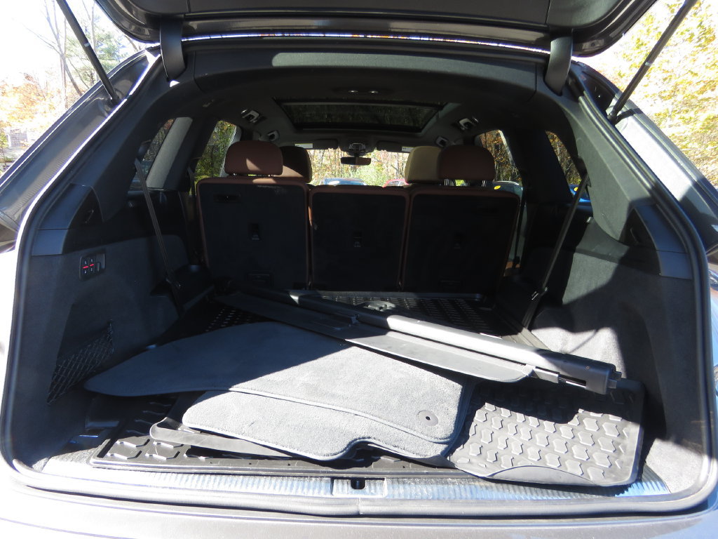 Used 2023 Audi Q7 3.0T Premium AWD/4WD image 18