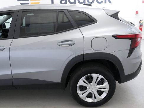 Certified 2024 Chevrolet Trax LS image 5