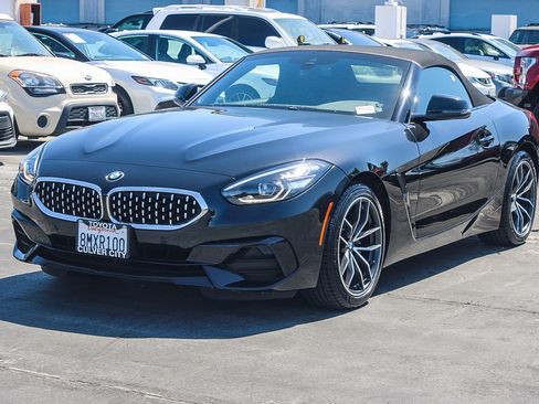 Used 2019 BMW Z4 sDrive30i w/ Convenience Package RWD image 3