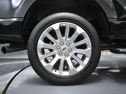 Used 2021 Ford F150 Limited image 14