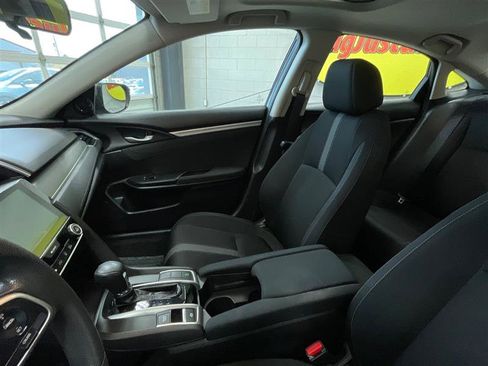 Used 2018 Honda Civic EX image 11