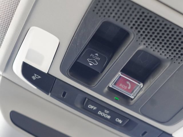 Used 2025 Acura ADX FWD image 36