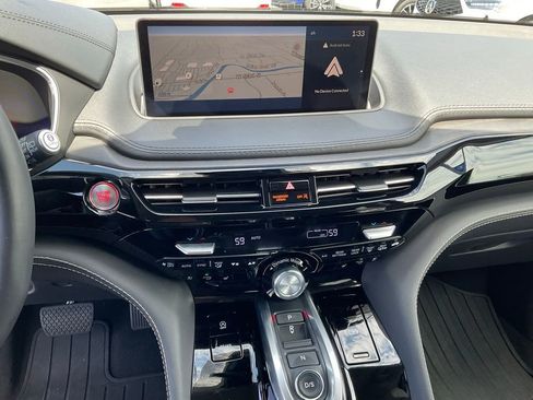 Certified 2023 Acura MDX SH-AWD w/ Advance Package image 12