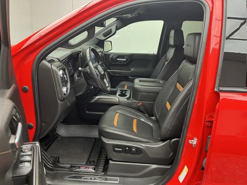 Certified 2022 GMC Sierra 1500 AT4 w/ AT4 Preferred Package AWD/4WD image 3
