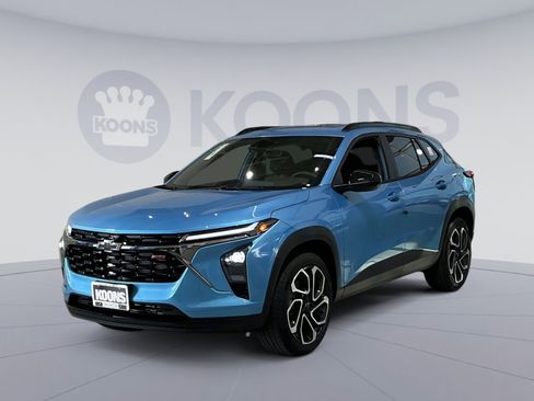 New 2026 Chevrolet Trax RS w/ Sunroof Package image 1