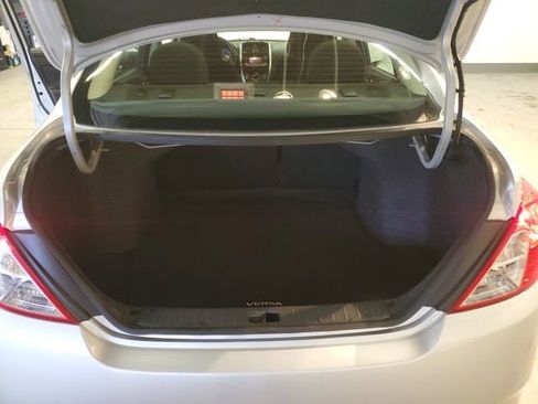 Used 2017 Nissan Versa SV w/ SV Special Edition Package image 24